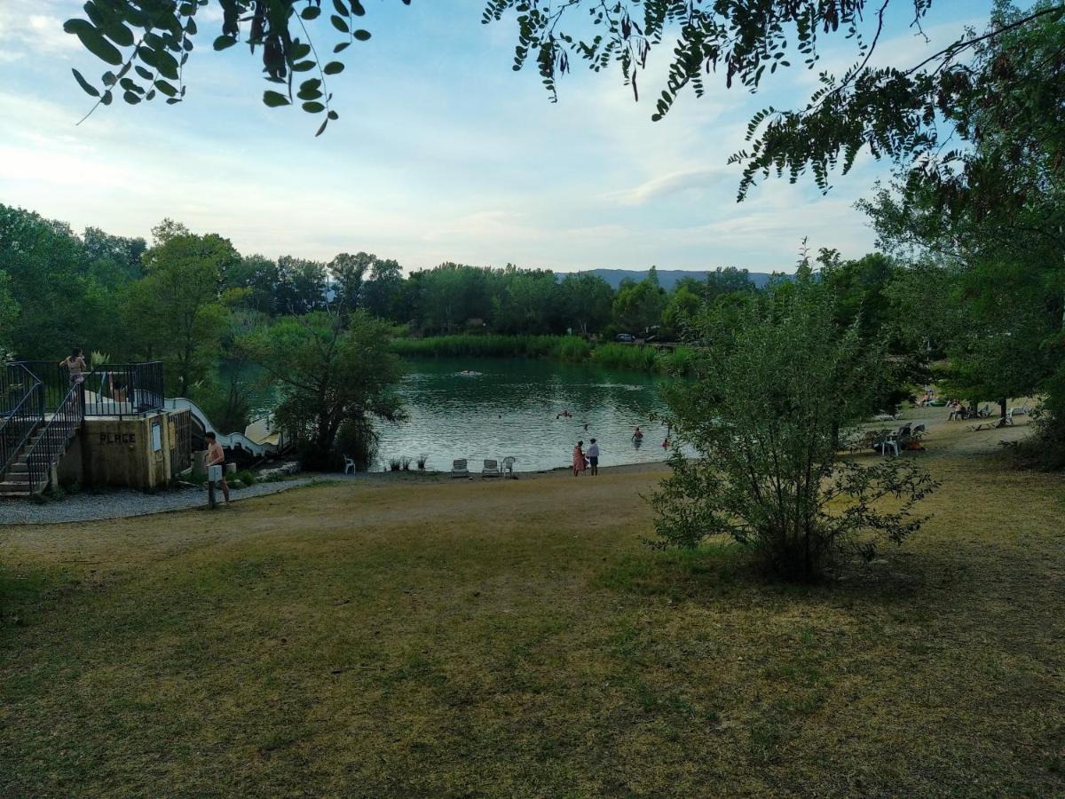 Camping Homair Domaine Des Iscles Mobil-Home Climatise ลาโรคด็องเตรง ภายนอก รูปภาพ